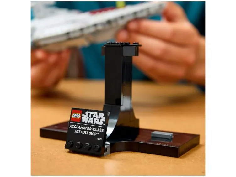 75404 Acclamator-Class Assault Ship