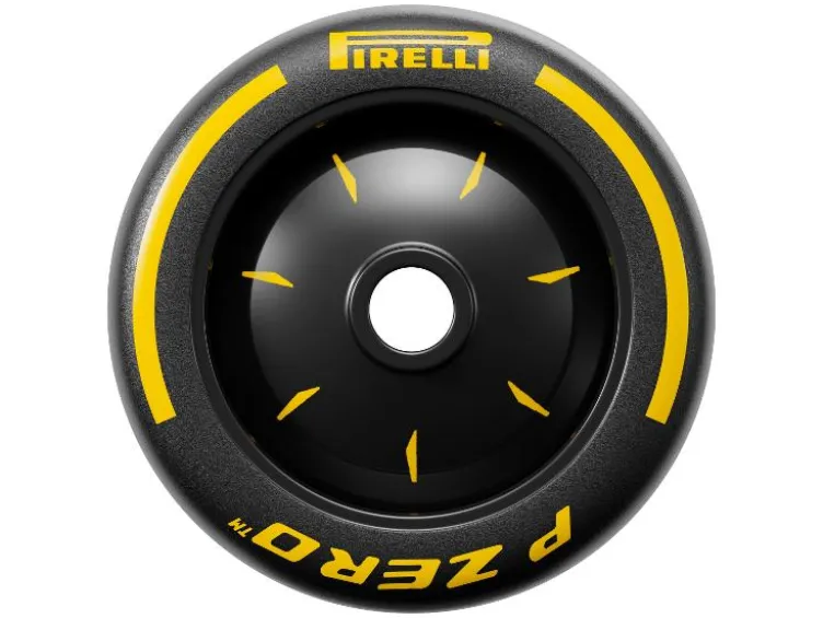 77245 Aston Martin Aramco F1® AMR24 Rennauto