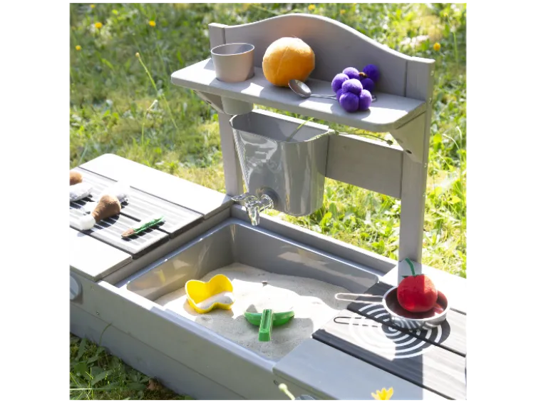 Balkonsandkasten mit Matschküche, 2in1