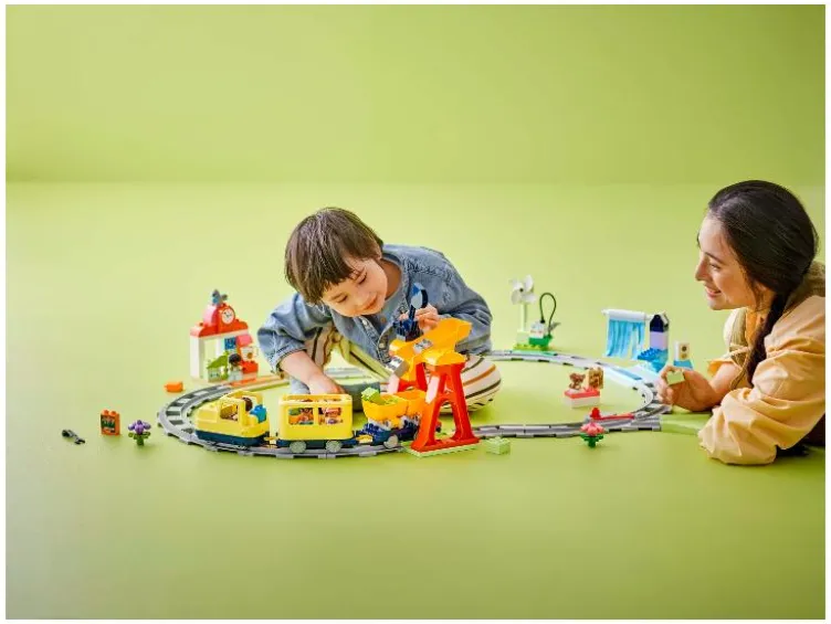 10428 Big Interactive Community Train