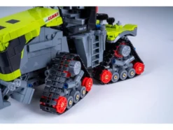CaDA Claas »Xerion 5000«, detailgetreu
