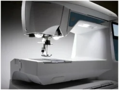 Computernähmaschine »Opal™ 650«