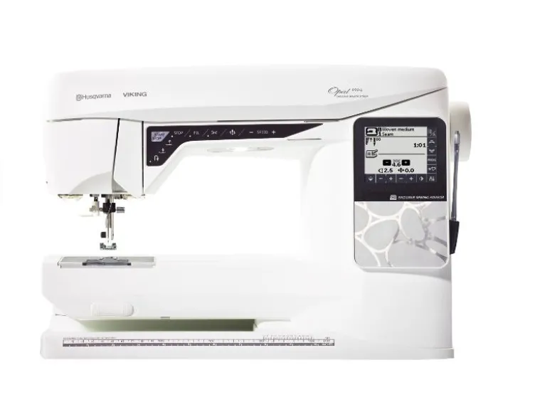Computernähmaschine »Opal™ 690Q«