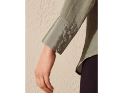 Damen Bluse in Crinkle-Qualität