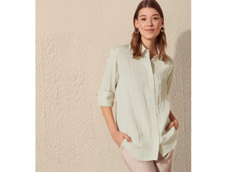 Damen Bluse in Crinkle-Qualität