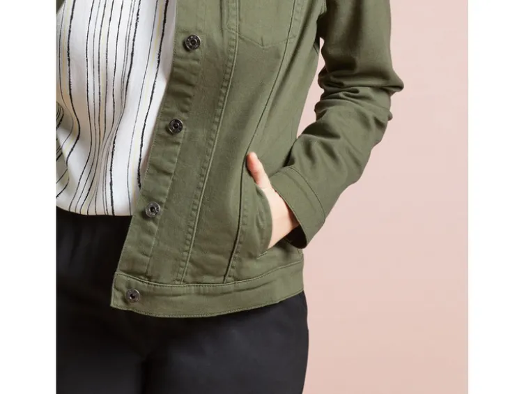 Damen Jeansjacke, leicht tailliert geschnitten