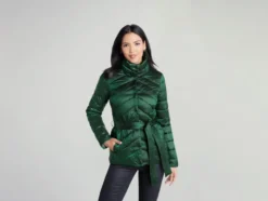 Damen Lightweight-Jacke in modischer Metallic-Optik