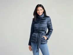 Damen Lightweight-Jacke in modischer Metallic-Optik