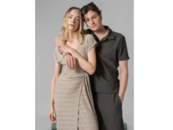 Damen Midi-Kleid mit modischer Crinklestruktur, beige
