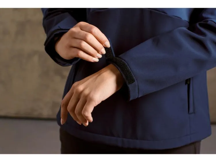 Damen Softshelljacke, winddicht und atmungsaktiv