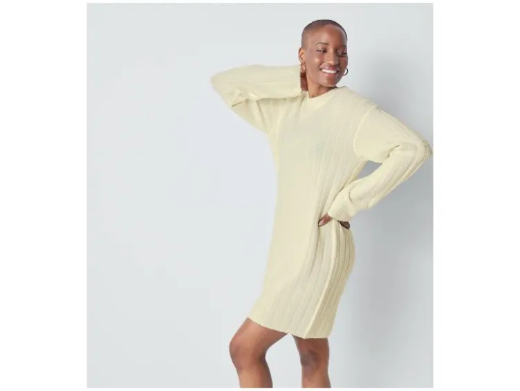 Damen Strickkleid, leger geschnitten