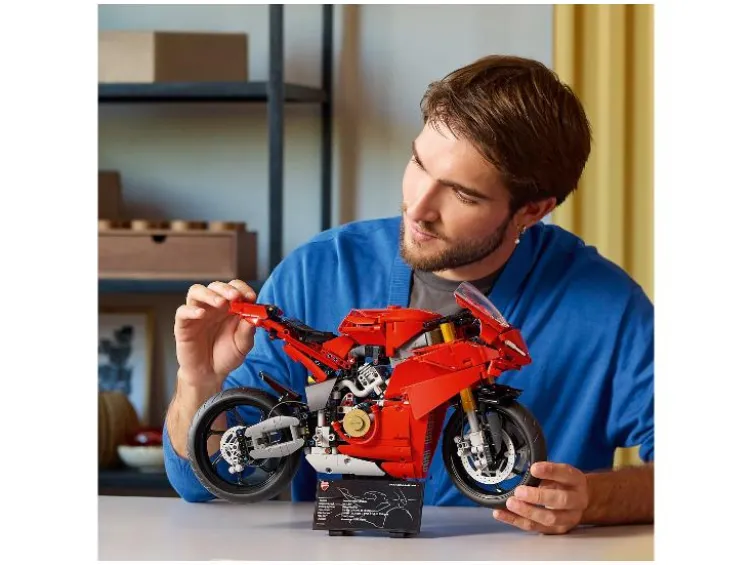 42202 Ducati Panigale V4 S Motorrad
