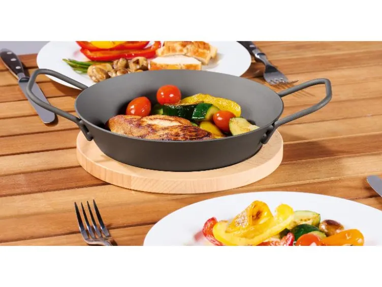 Ø 32 Eisen-Grillpfanne / Ø 28,5 Eisen-Grillpfanne mit perforiertem Boden / Ø 20 Eisen-Grillpfanne mit Servierbrett
