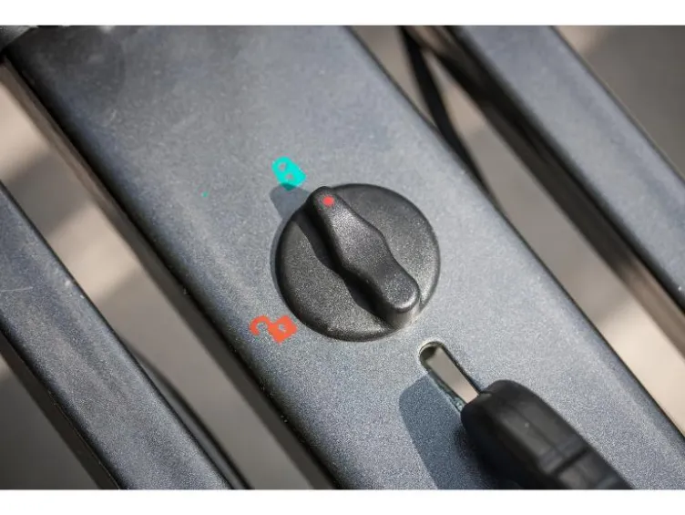 Fahrradträger für die Anhängerkupplung »POKER-F Basic«, mit Schnellverschluss-System