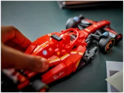 77242 Ferrari SF-24 F1® Rennauto