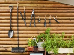 Fiskars Gartenschere, Bypass, Klinge aus Präzisionsstahl, mit Antihaftbeschichtung