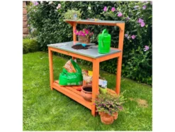 Gartentisch mit verzinkter Arbeitsfläche, Spalier und Ablageflächen