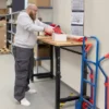 Höhenverstellbare Werkbank, B 135 X T 60 X H 85 - 105cm, 200kg Belastung, FSC 100%, Fichte