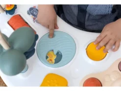 3-in-1 Baby-Spielsitz, mit Activity-Tisch