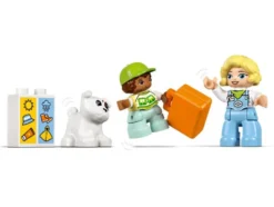 10427 Interactive Adventure Train