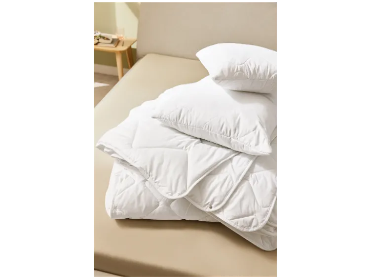 4-Jahreszeiten-Steppbett, kochfest, 155 x 220 cm