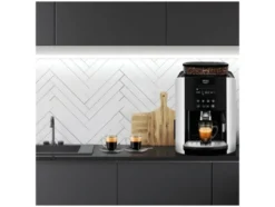 Kaffeevollautomat »Arabica Display Quattro Force EA8178« mit Milchdüse