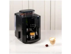 Kaffeevollautomat »Arabica Picto EA8108« mit Milchdüse