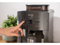 Kaffeevollautomat »Arabica Picto EA810B« mit Milchdüse