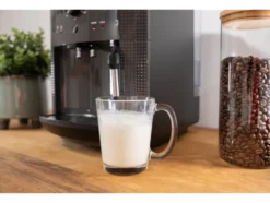 Kaffeevollautomat »Arabica Picto EA810B« mit Milchdüse