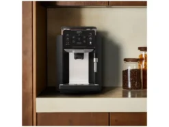 Kaffeevollautomat Sensation »EA910A« mit Milchdüse