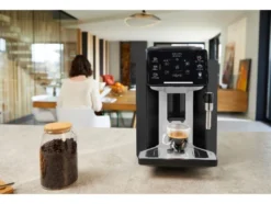 Kaffeevollautomat Sensation »EA910A« mit Milchdüse