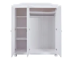 Kleiderschrank im Landhausstil, aus lackiertem Massivholz