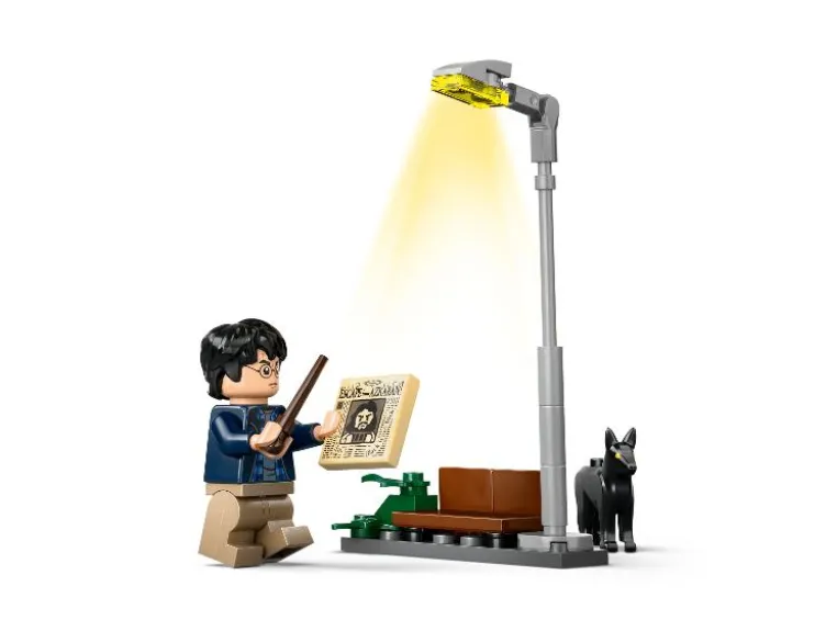 76446 Knight Bus™ Adventure