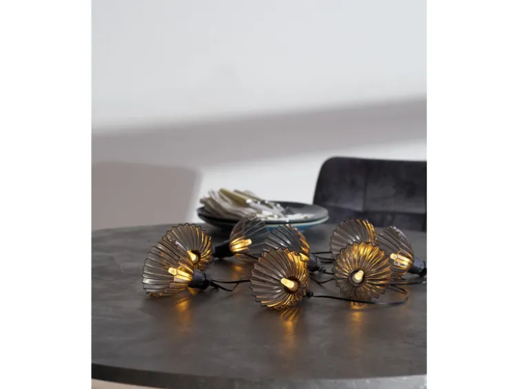 LED-Lichterkette, 8 Lampenschirmen