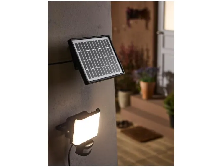 LED-Solarstrahler mit Bewegungsmelder