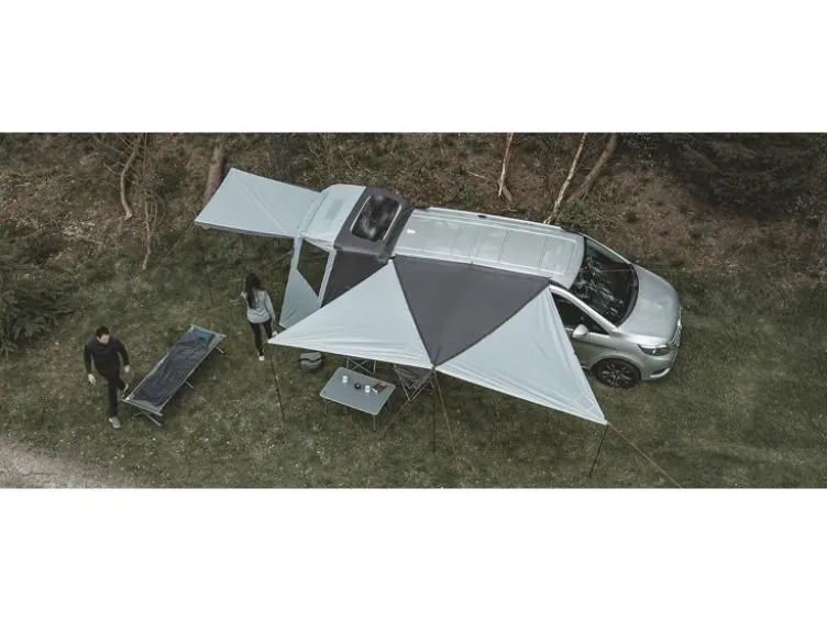 Lom Tri Canopy