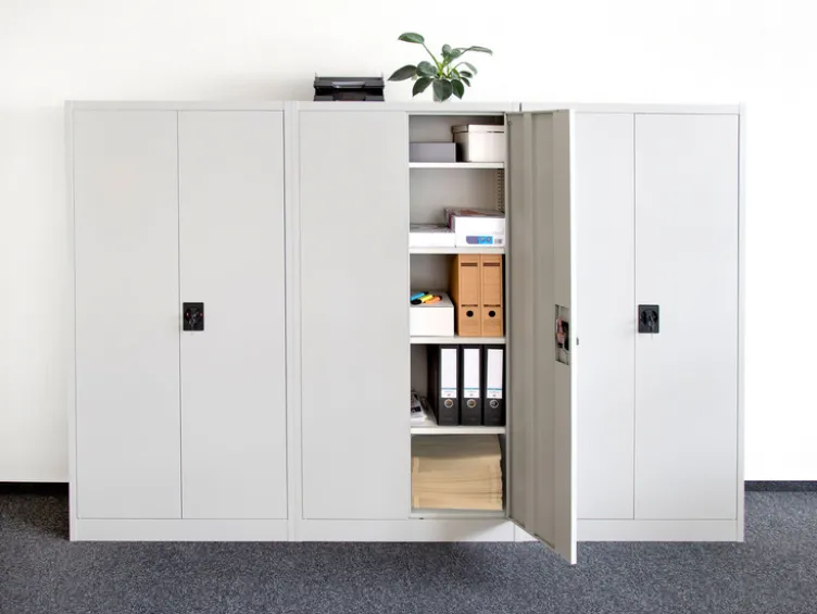 Metallschrank mit Sicherheits-Zylinderschloss