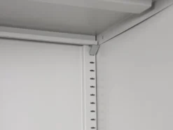Metallschrank mit Sicherheits-Zylinderschloss