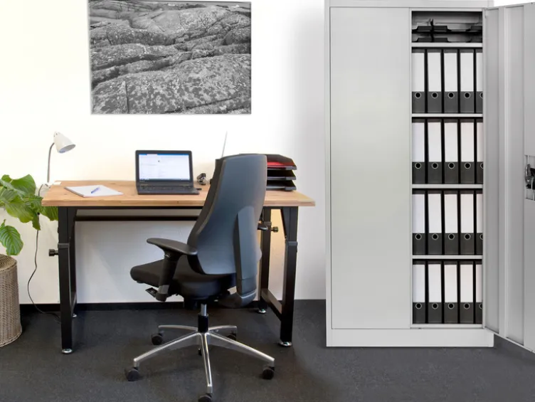 Metallschrank mit Sicherheits-Zylinderschloss