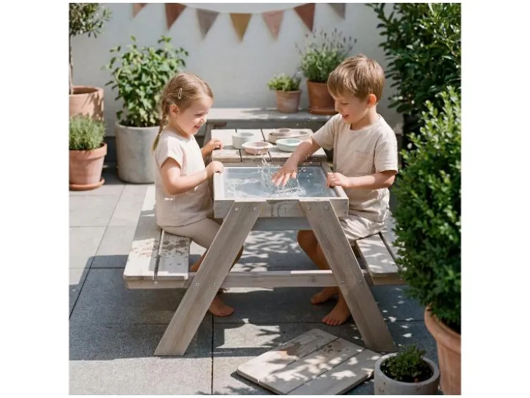 Outdoor Kindersitzgarnitur