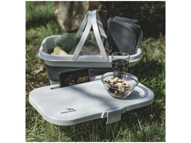Picnic Basket and Table