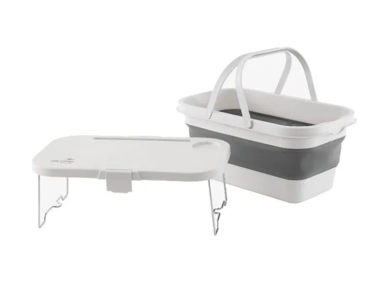 Picnic Basket and Table