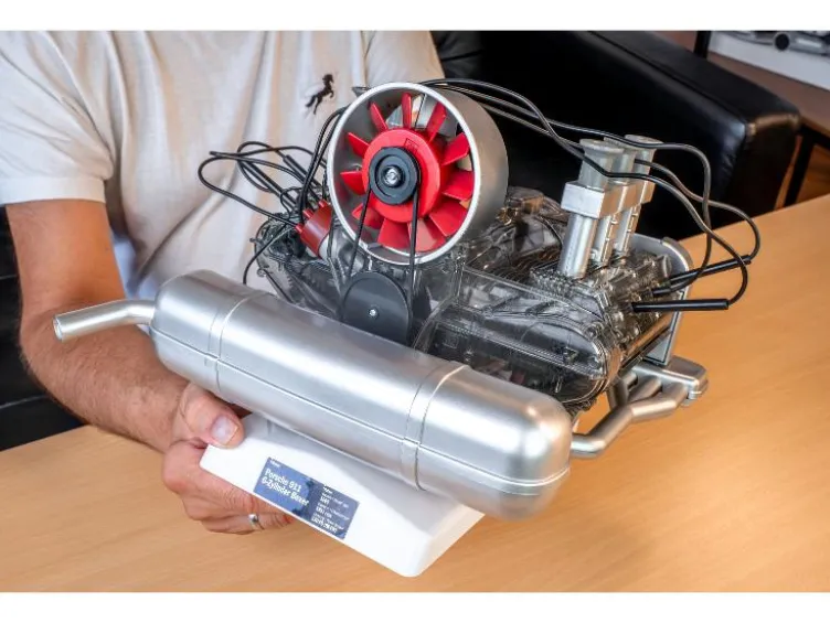 Porsche 911 Boxermotor Bausatz