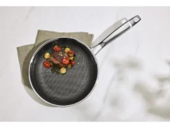 Premium-Edelstahlpfanne mit Wabenstruktur, Ø 24 cm
