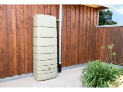 4rain Regentonne »SLIM«, 650 Liter Volumen, inklusive Auslaufhahn und Windsicherung