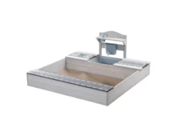 Sandkasten mit Matschküche