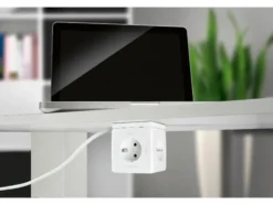 Steckdosenwürfel mit USB-Anschlüssen