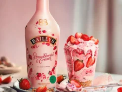 Strawberries & Cream Limited Edition 17% Vol