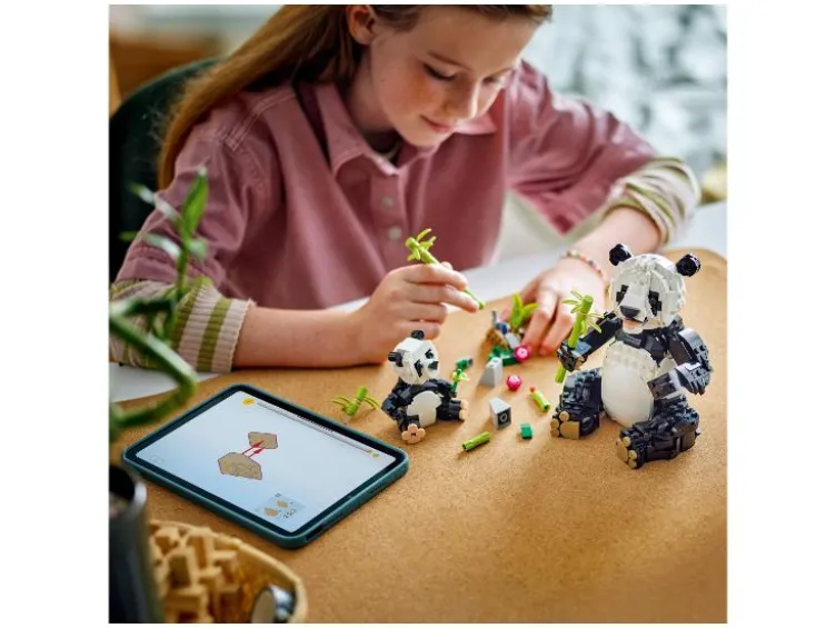 31165 Wild Animals: Panda Family